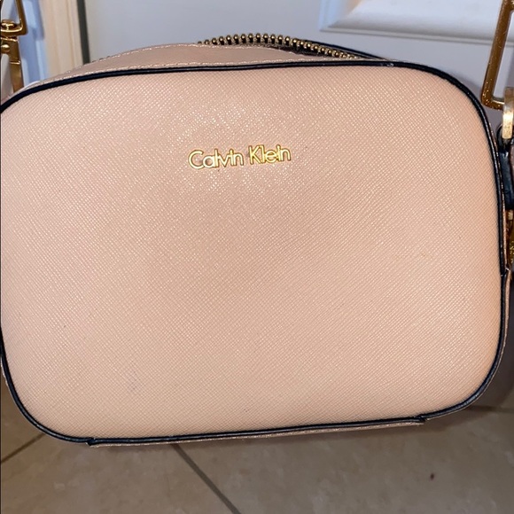 Calvin klein small crossbody - Picture 4 of 5
